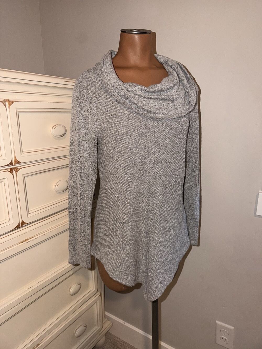 Y2K Cowl Neck Gray Shirt Blouse Size Medium